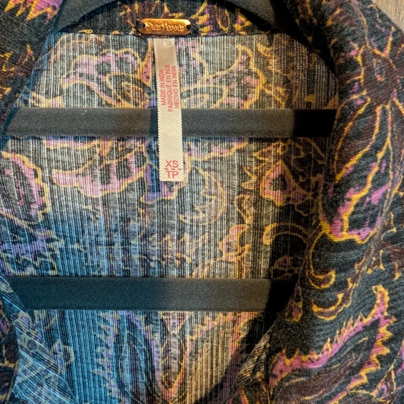 RARE Free People Floral Paisley Maxi Dress with Gold Snap Bishop Sleeves Size XS - Picture 8 of 13